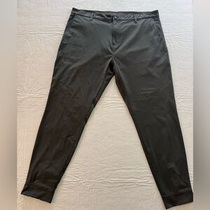 EUC RHONE Commuter Jogger Performance Chinos 40X30